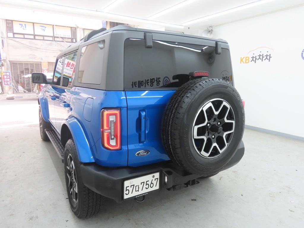 Ford Bronco - Vista 4