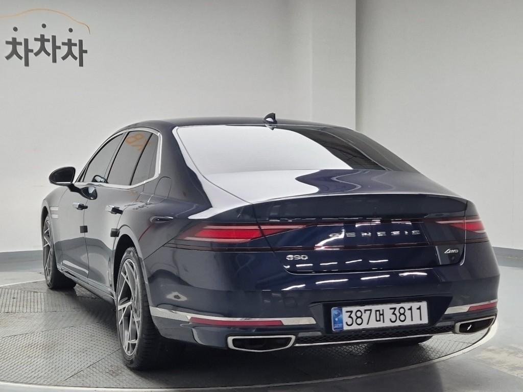 Genesis G90 - Vista 4