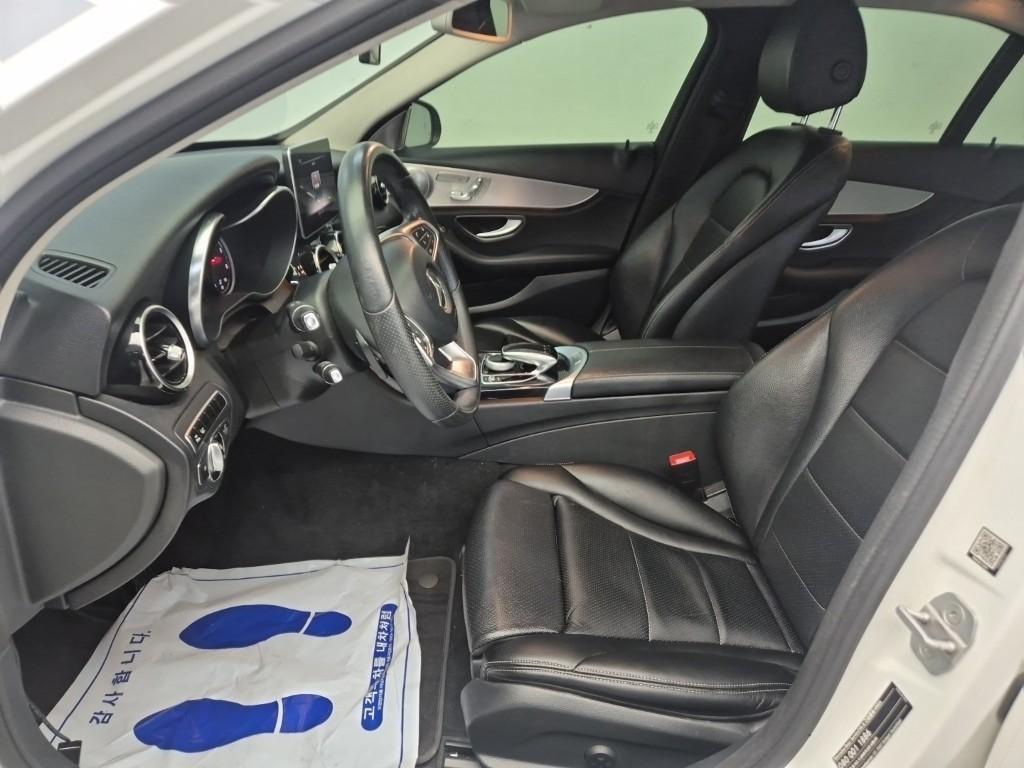 Mercedes Benz C Class - Vista 10