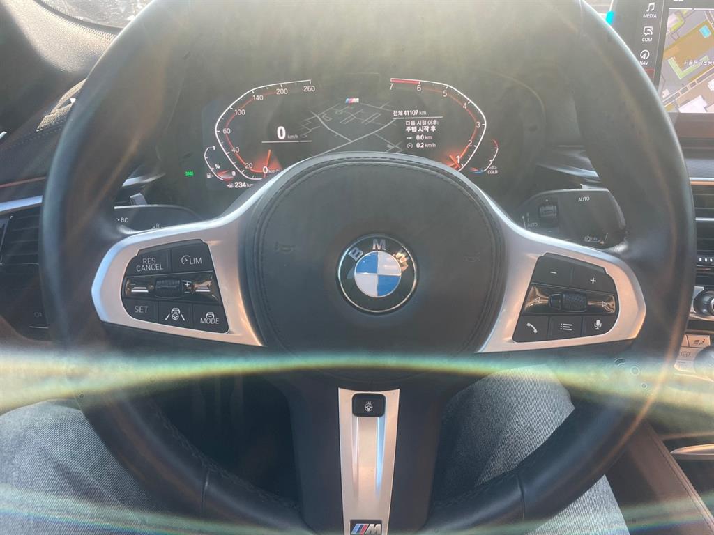 BMW 5 Series - Vista 7