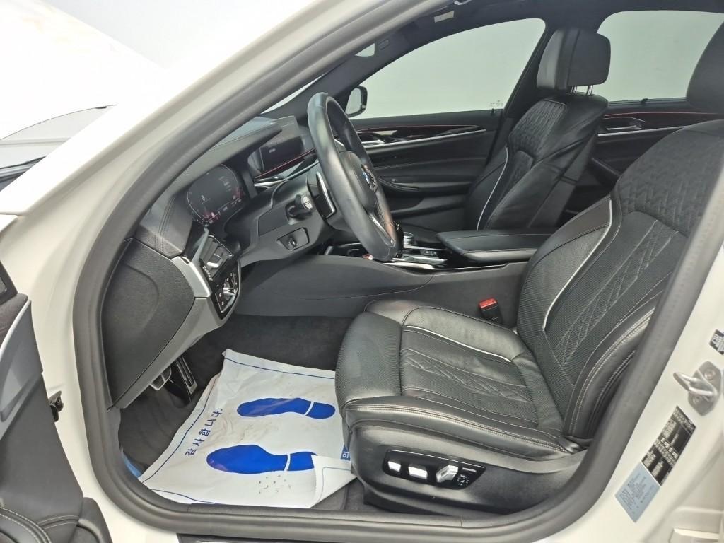 BMW 5 Series - Vista 11