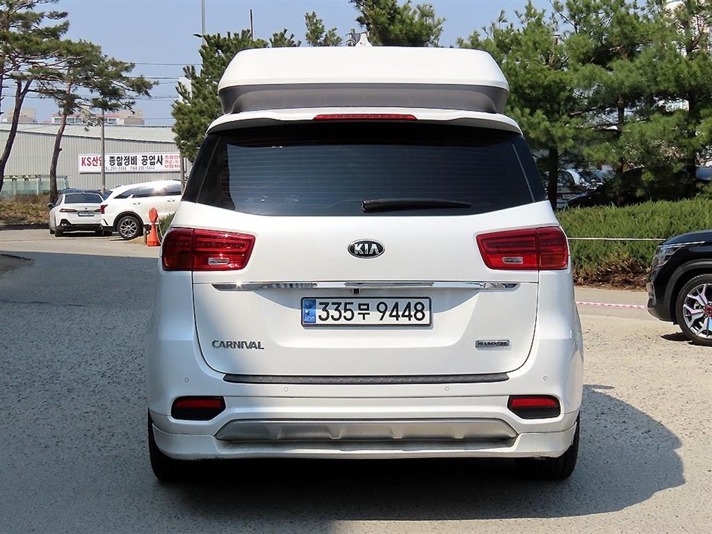 KIA Carnival - Vista 4