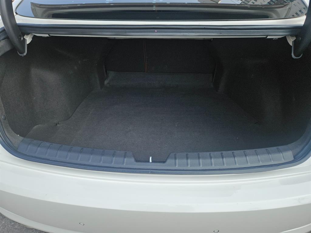 HYUNDAI i40 2016 Blanco - Importación desde Corea - HF Imports Iquique - Foto 17