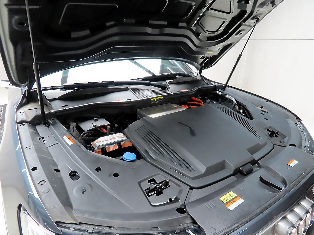 Audi e-Tron 2020 Gris - Importación desde Corea - HF Imports Iquique - Foto 19