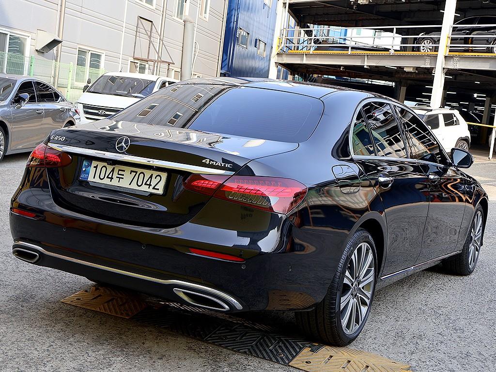 Mercedes Benz E class - Vista 7