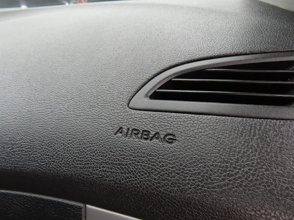 HYUNDAI Avante 2014 Gris - Importación desde Corea - HF Imports Iquique - Foto 16