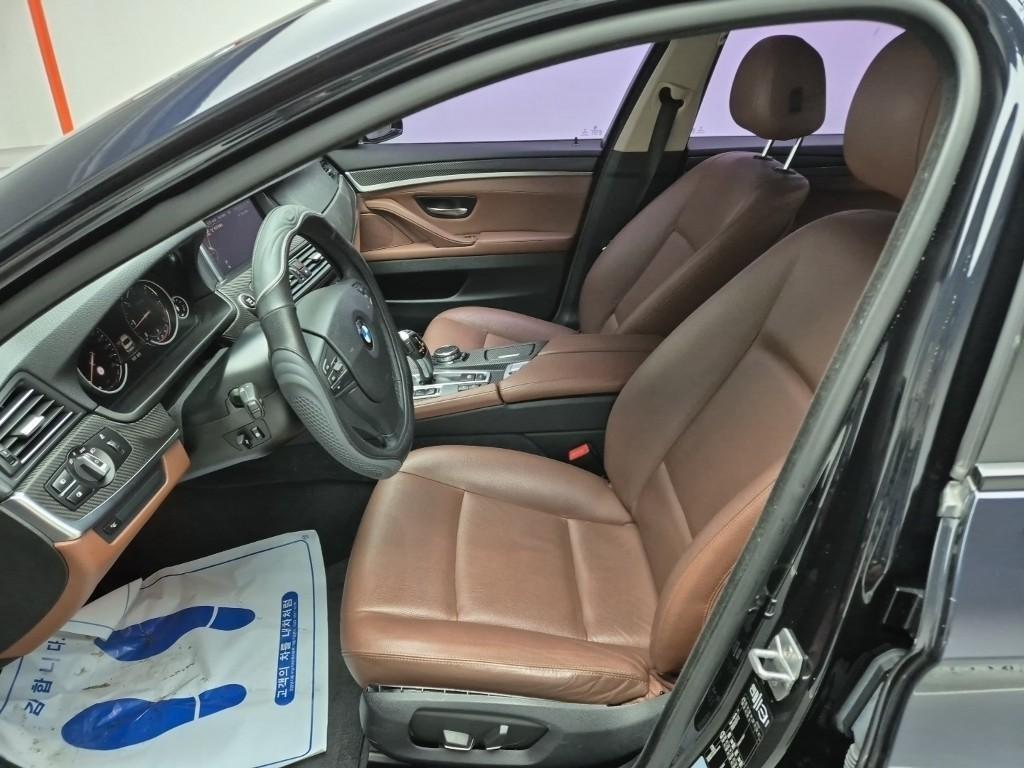 BMW 5 Series - Vista 10