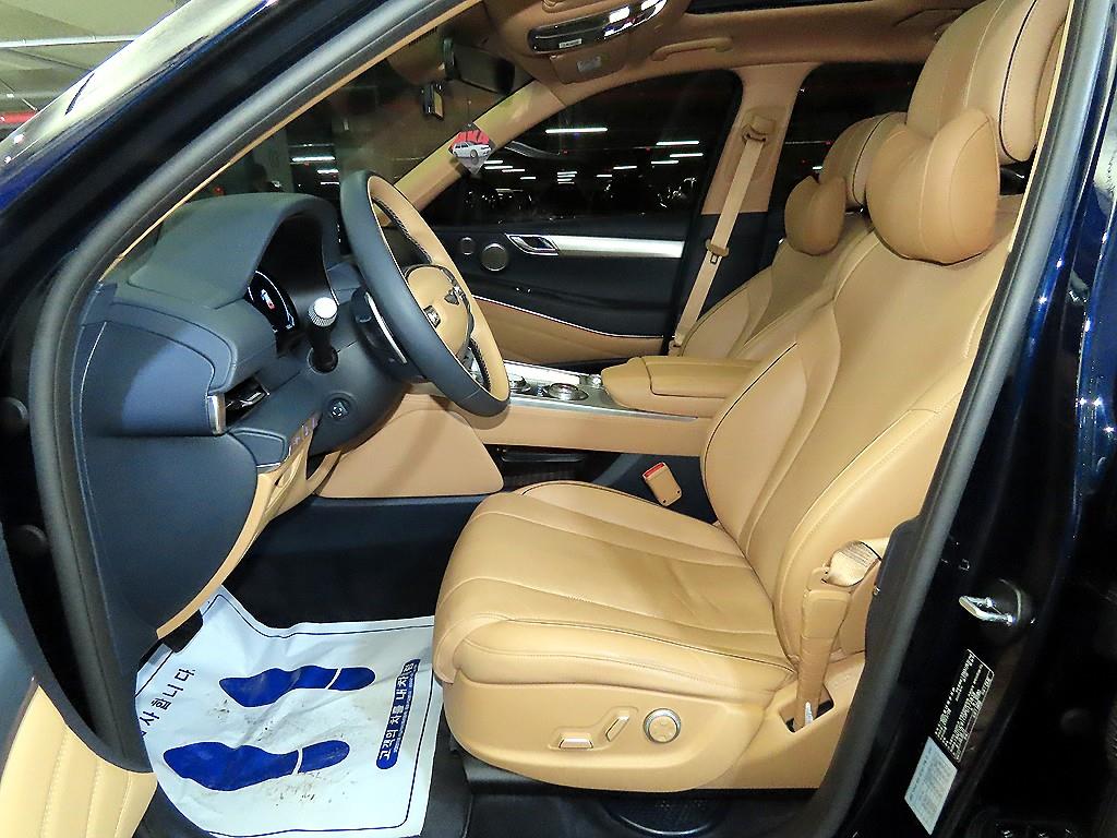 Genesis GV80 - Vista 6