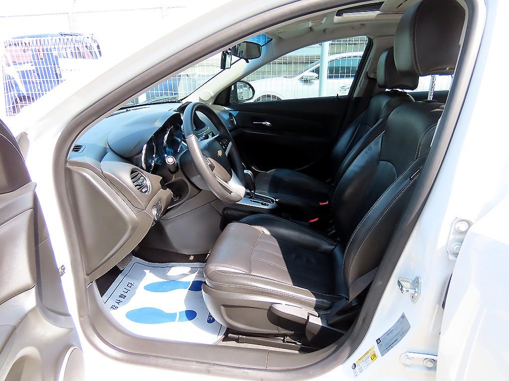 Chevrolet Cruise - Vista 5