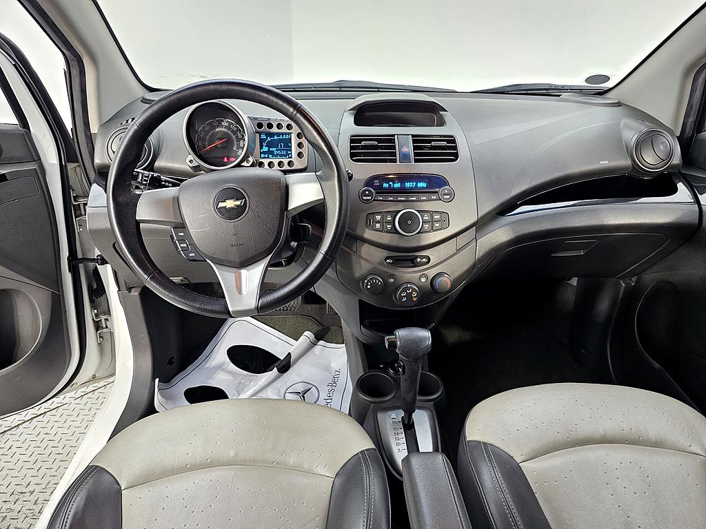 Chevrolet Spark - Vista 5