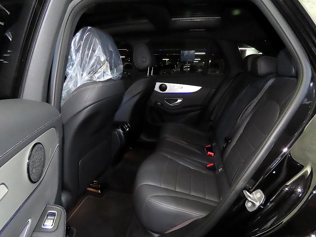 Mercedes Benz GLC Class - Vista 7