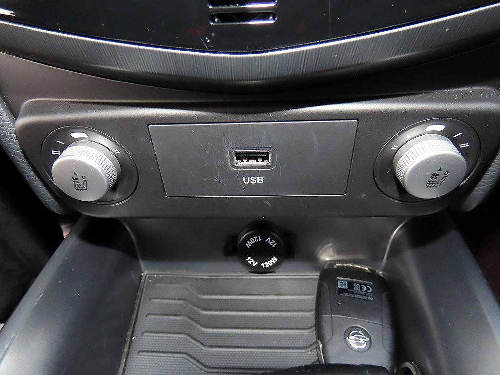 Ssangyong Tivoli 2019 Azul - Importación desde Corea - HF Imports Iquique - Foto 13