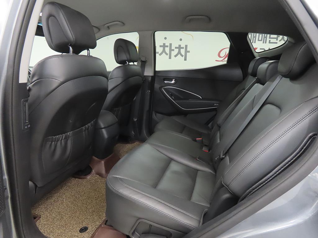 HYUNDAI Santa Fe - Vista 6