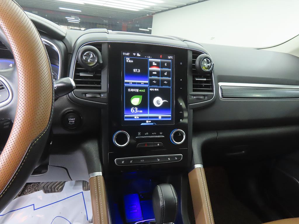 SAMSUNG QM6 - Vista 10