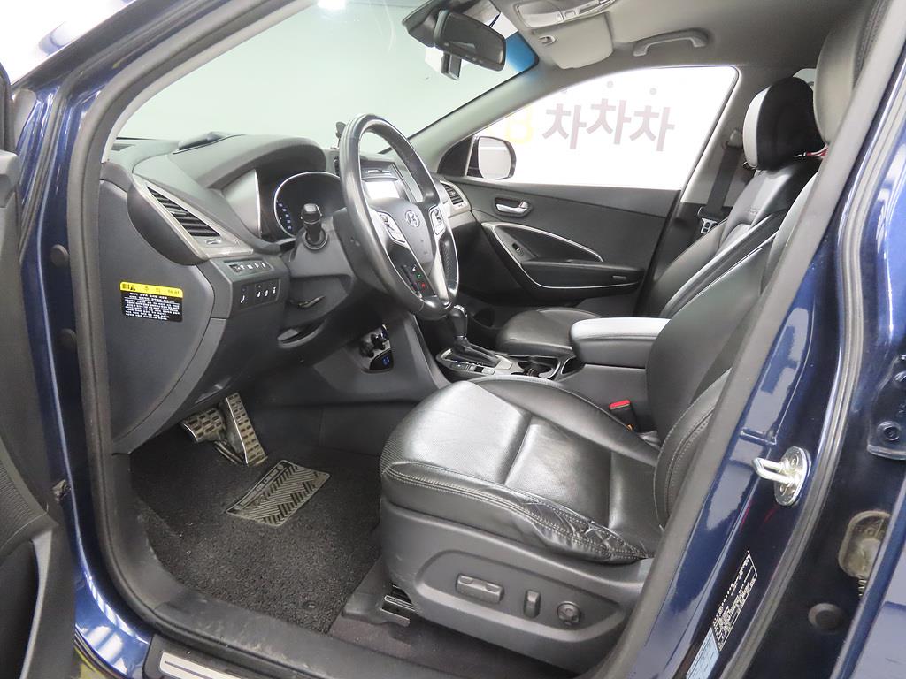 HYUNDAI Maxcruz - Vista 5