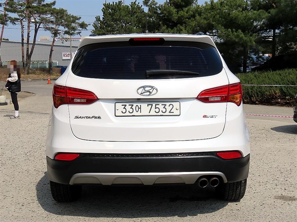HYUNDAI Santa Fe - Vista 4