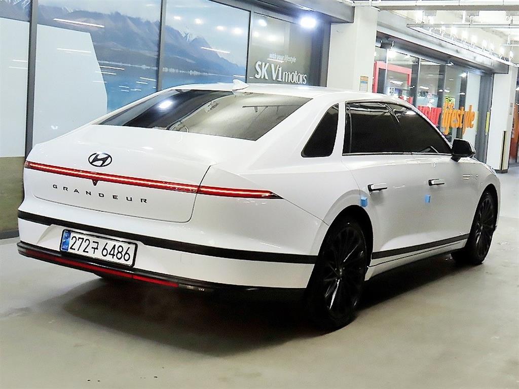 HYUNDAI Grandeur - Vista 4