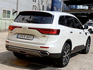 SAMSUNG QM6 - Vista 8