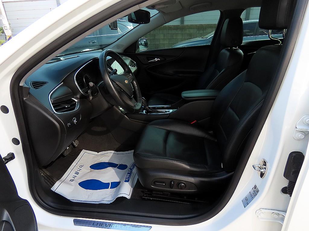 Chevrolet Malibu - Vista 5