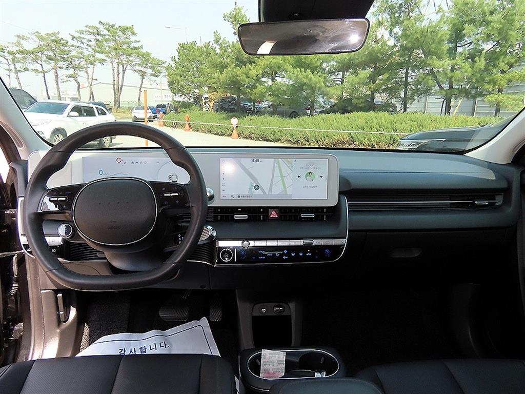 HYUNDAI Ioniq 5 - Vista 7