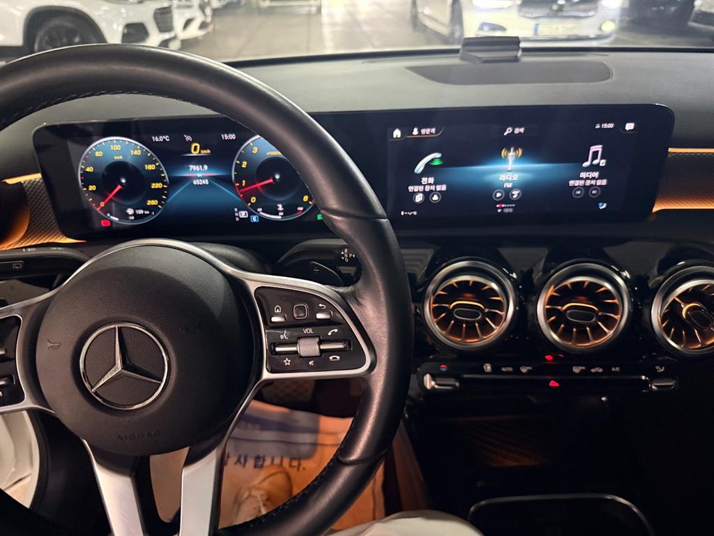 Mercedes Benz A Class - Vista 9