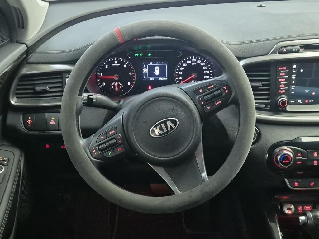 KIA Sorento - Vista 9