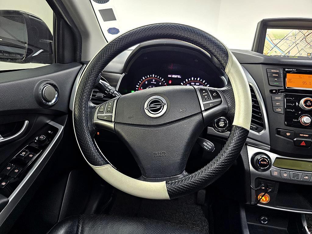 Ssangyong Korando - Vista 11