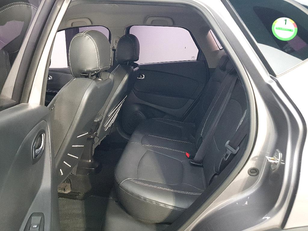 SAMSUNG QM3 - Vista 9