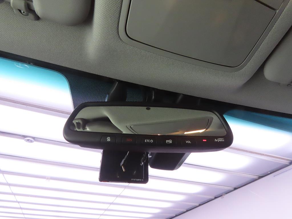 HYUNDAI Avante - Vista 12