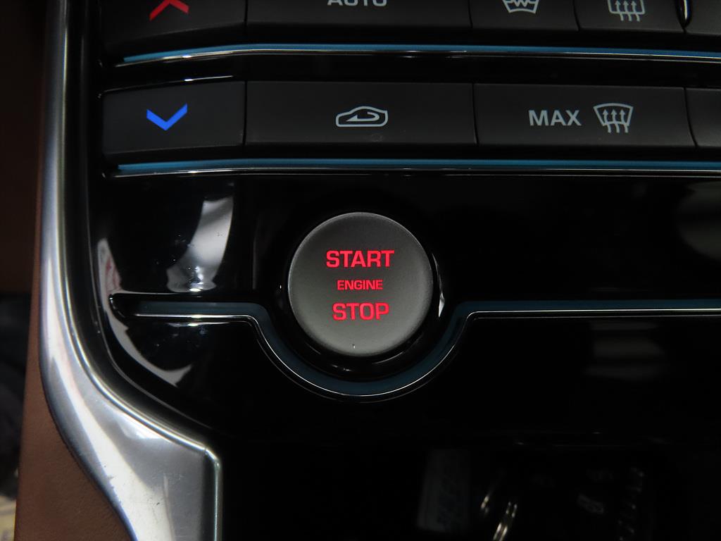 Jaguar XF 2018 Negro - Importación desde Corea - HF Imports Iquique - Foto 14