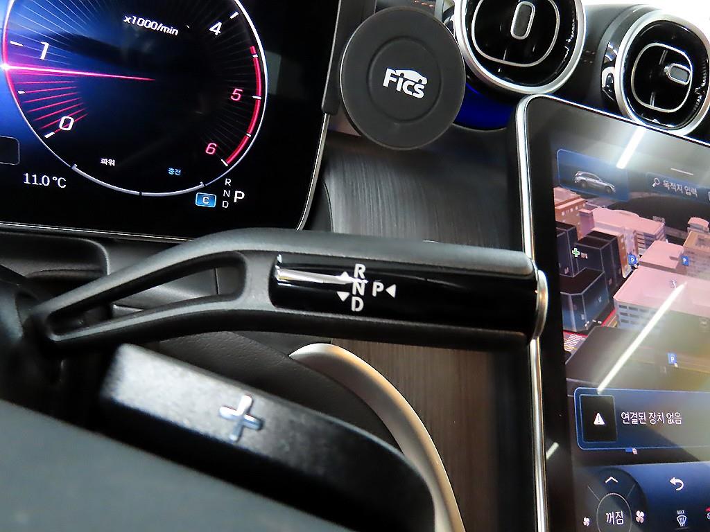 Mercedes Benz GLC Class - Vista 10