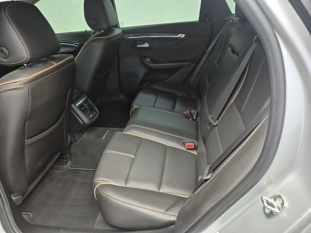 Chevrolet Impala - Vista 12