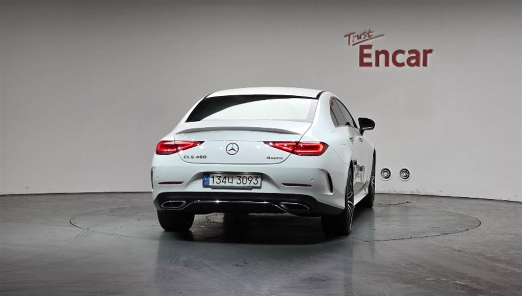 Mercedes Benz CLS Class - Vista 4