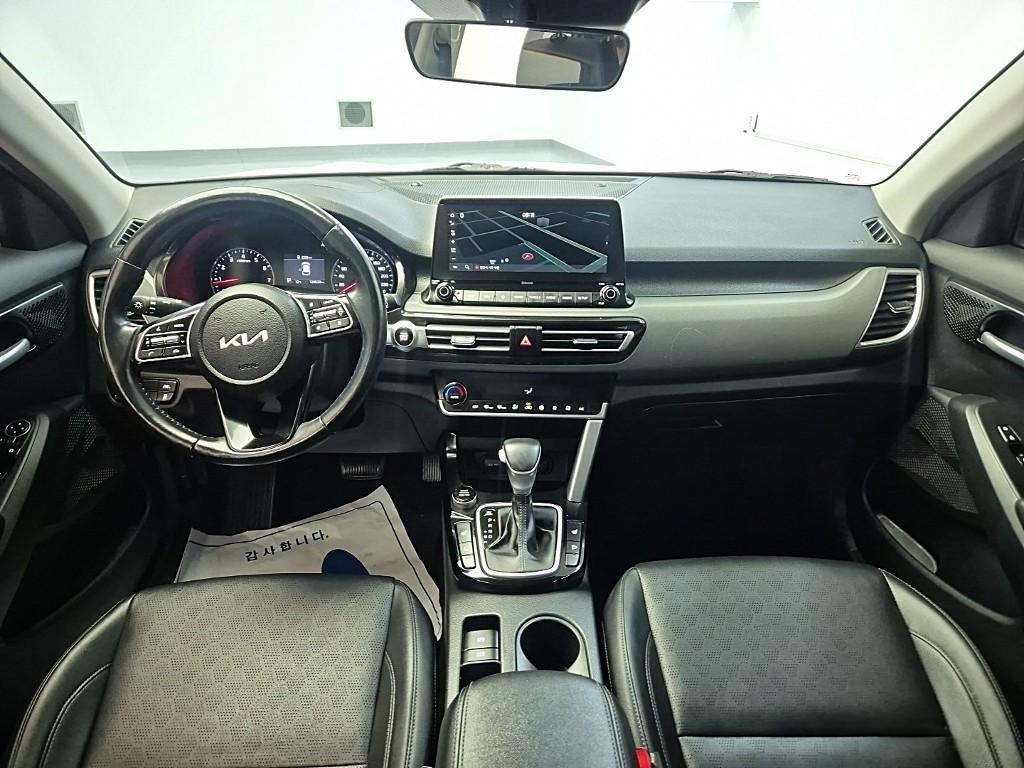 KIA Seltos - Vista 7