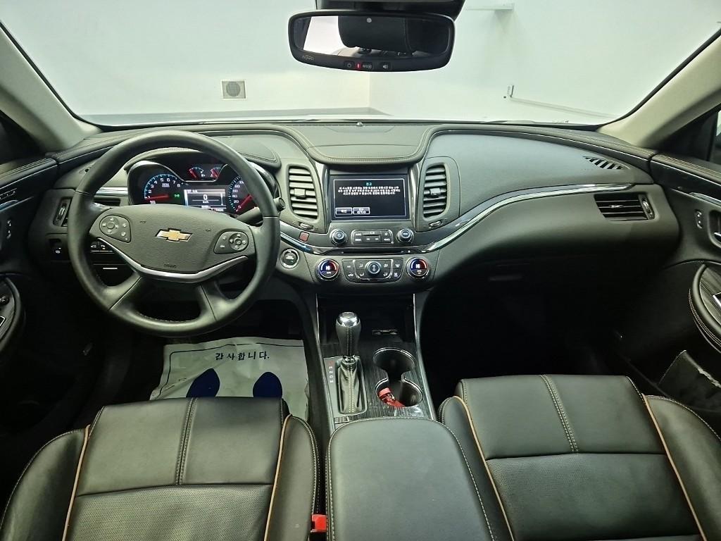 Chevrolet Impala - Vista 7