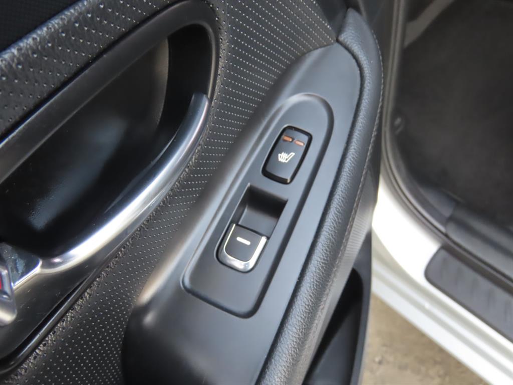 KIA Carens 2014 Plateado - Importación desde Corea - HF Imports Iquique - Foto 7