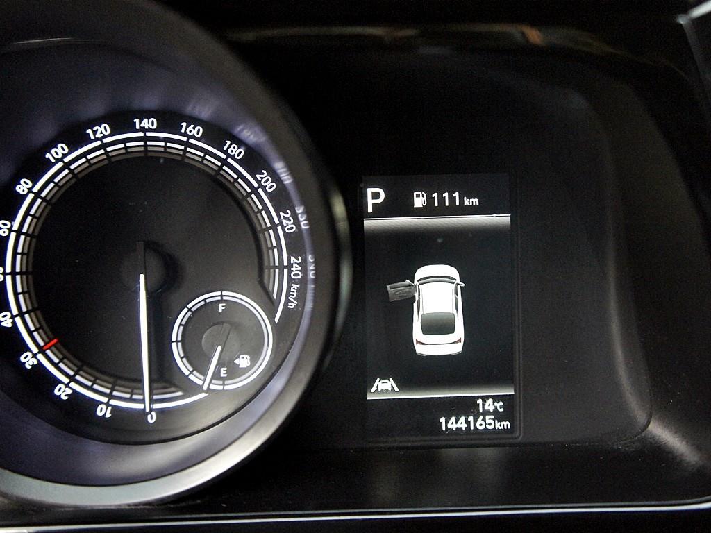 HYUNDAI Avante 2022 Blanco - Importación desde Corea - HF Imports Iquique - Foto 9