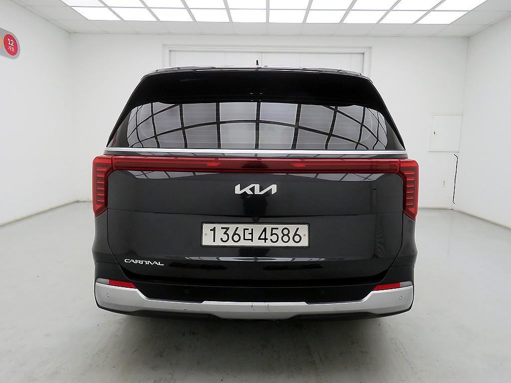 KIA Carnival - Vista 3