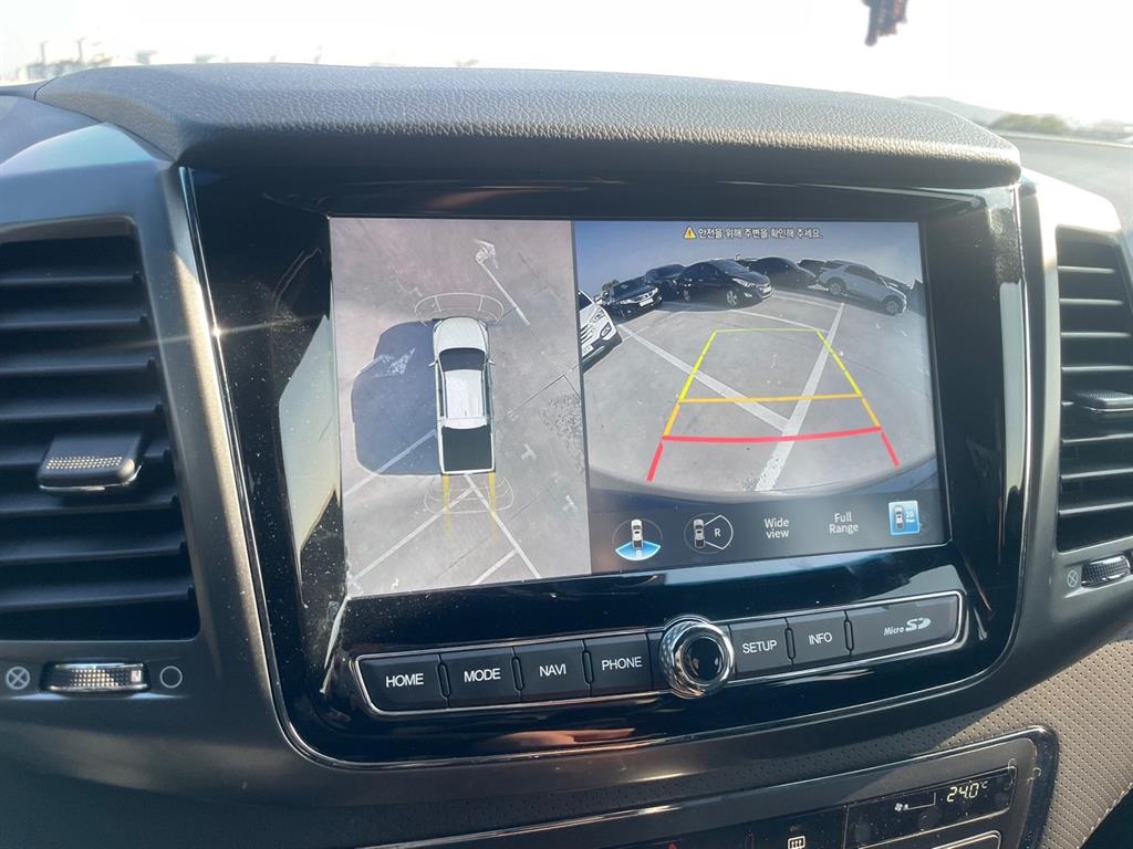 Ssangyong Rexton - Vista 10