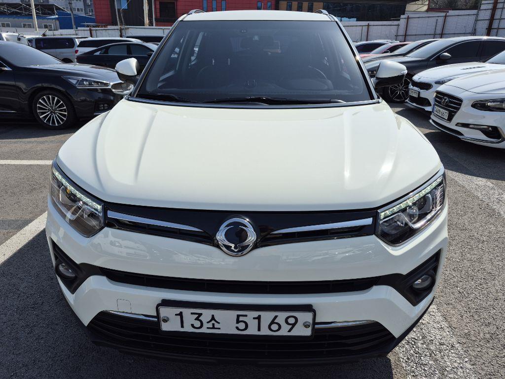 Ssangyong Tivoli 2020 Blanco - Importación desde Corea - HF Imports Iquique - Foto 1