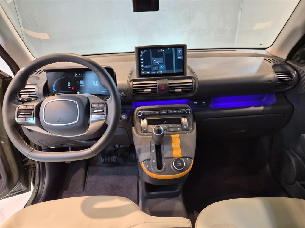 HYUNDAI Casper - Vista 8