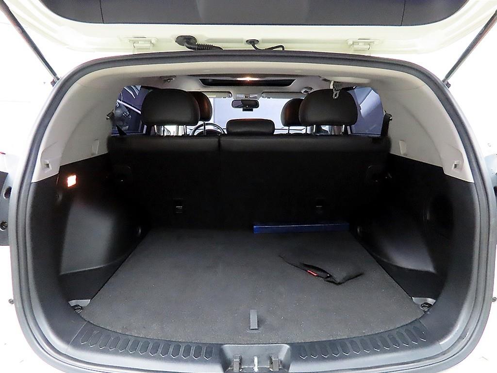 KIA Sportage - Vista 6