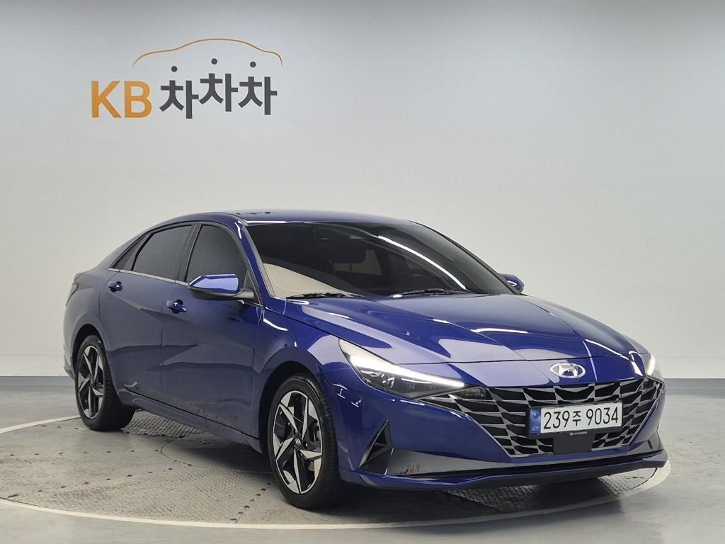 HYUNDAI Avante - Vista 4