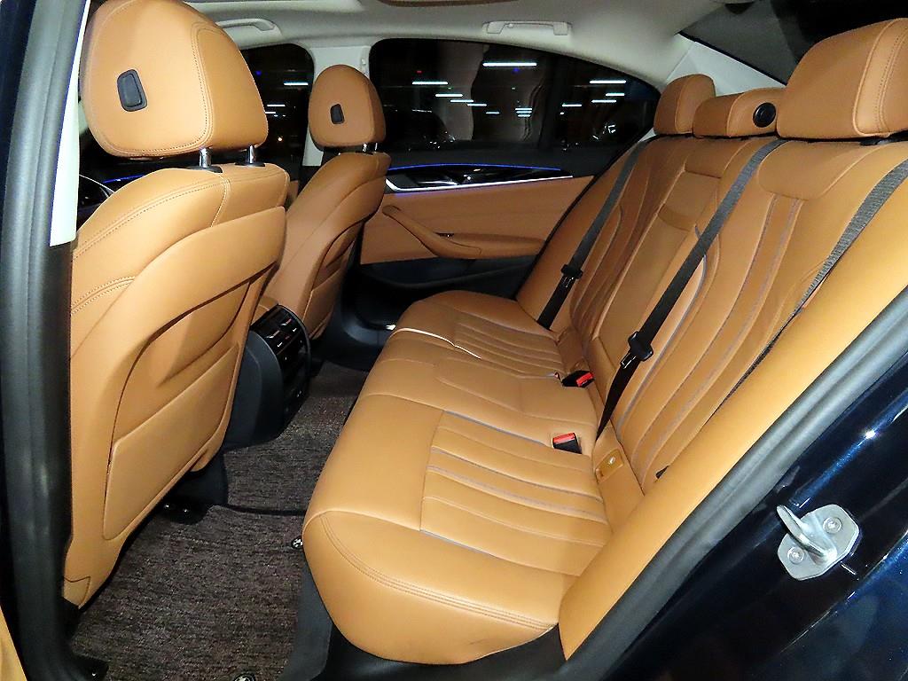 BMW 5 Series - Vista 7