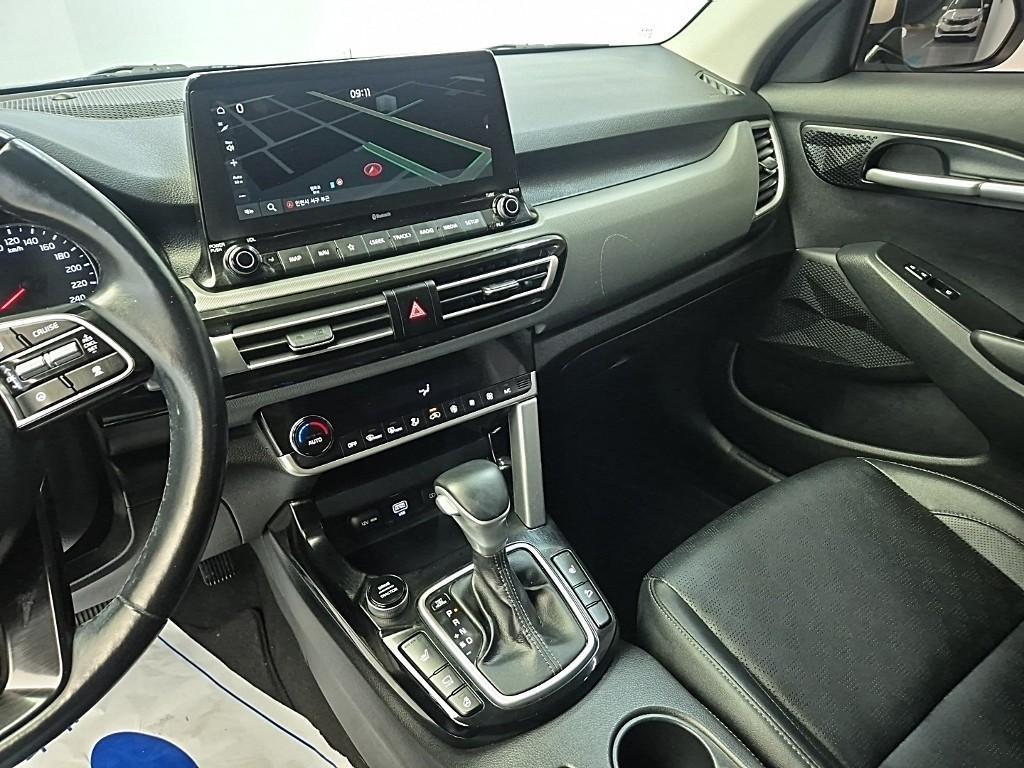 KIA Seltos - Vista 11