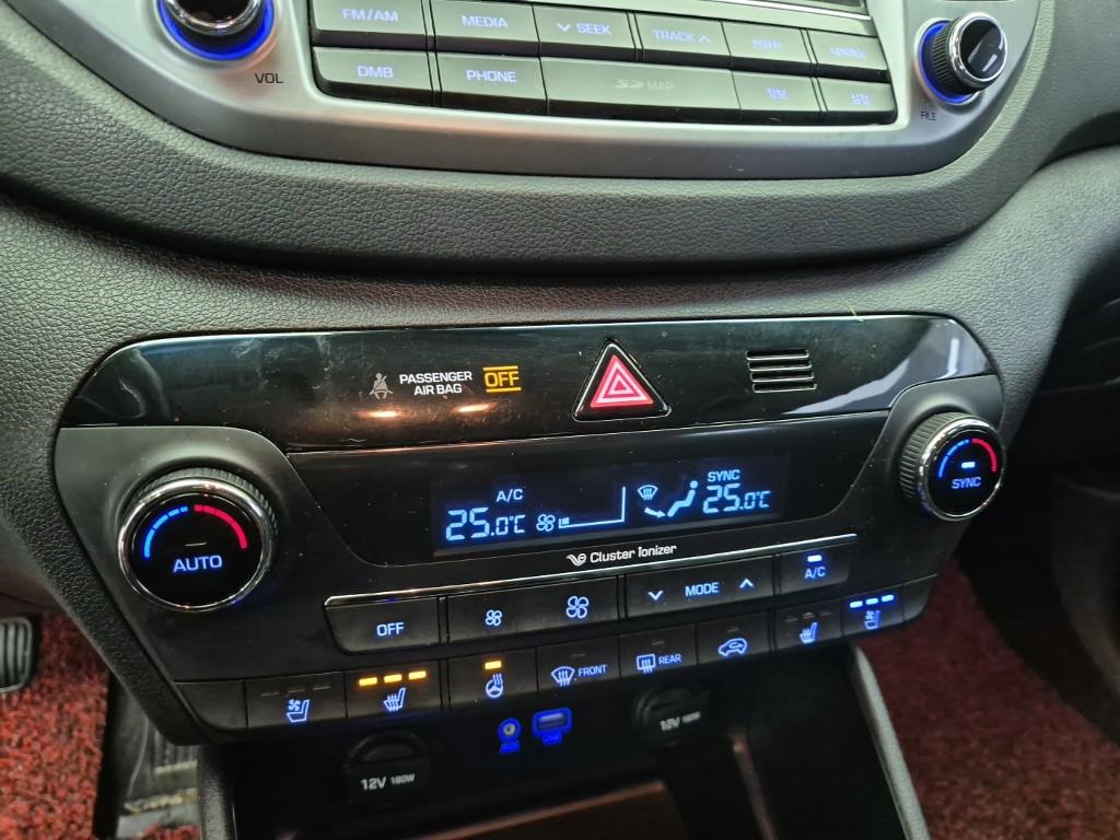 HYUNDAI Tucson - Vista 10