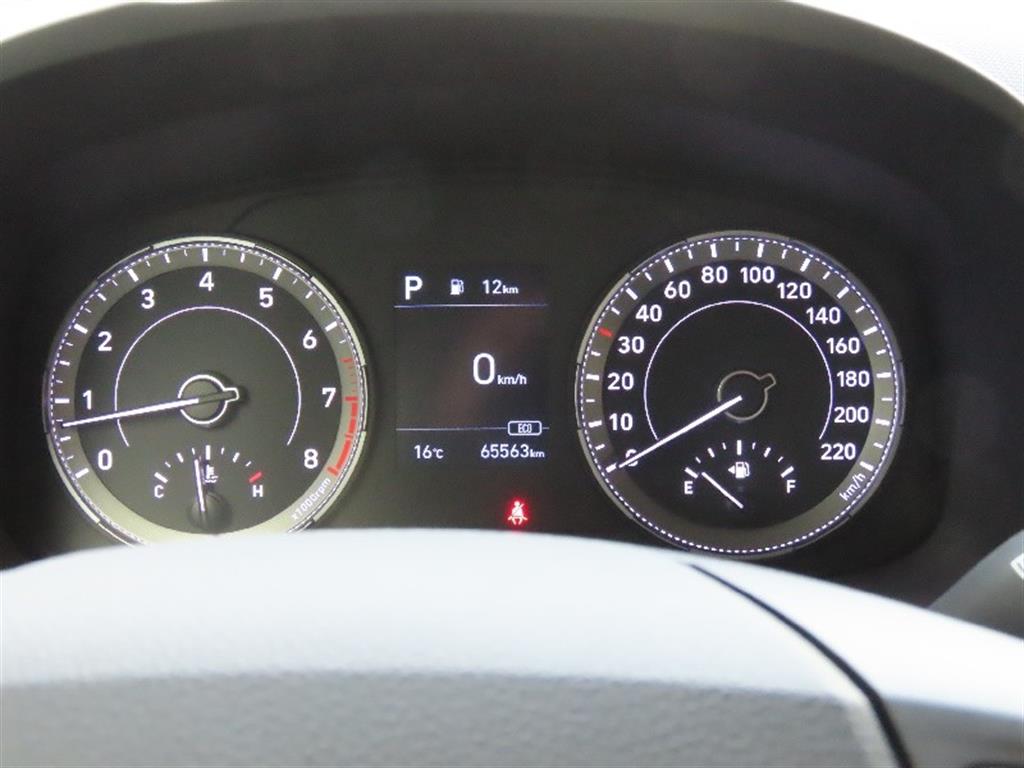 HYUNDAI Venue - Vista 9