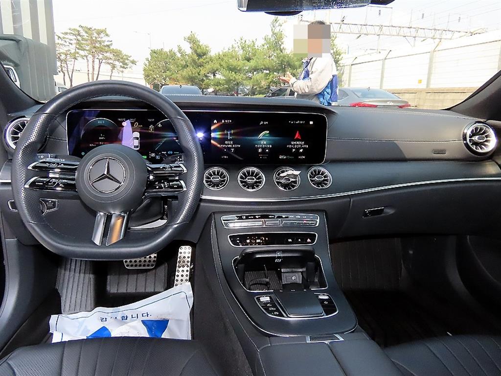 Mercedes Benz CLS Class - Vista 7