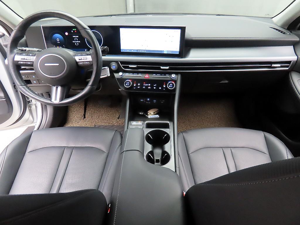 HYUNDAI Sonata - Vista 7