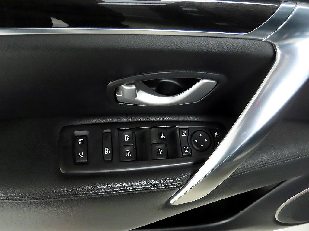 SAMSUNG SM7 - Vista 11